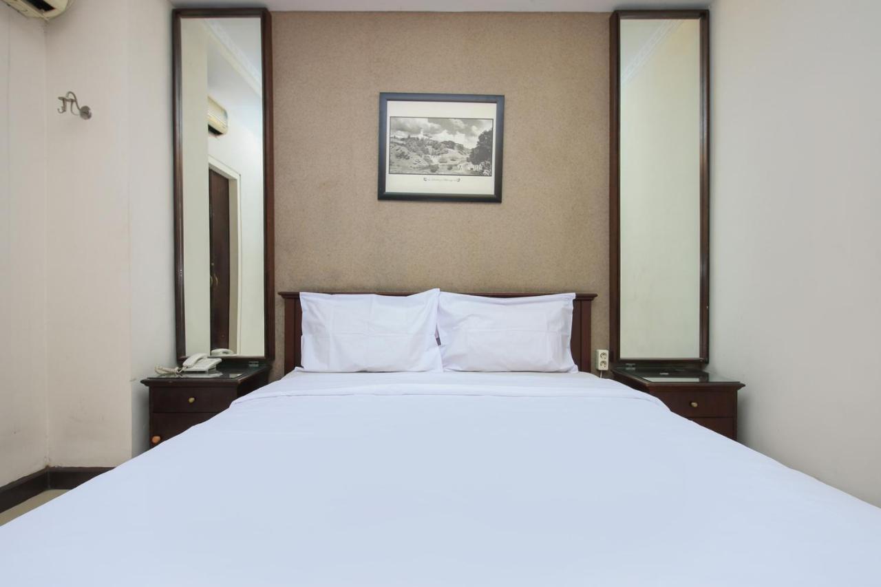 Sky Hotel Buah Batu 1 Bandung Exterior foto